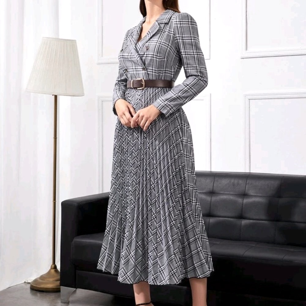Women's Elegant Pleated Dress XS